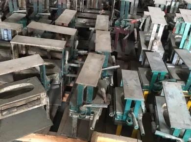 Thu mua phế liệu khuôn giày dép giá cao